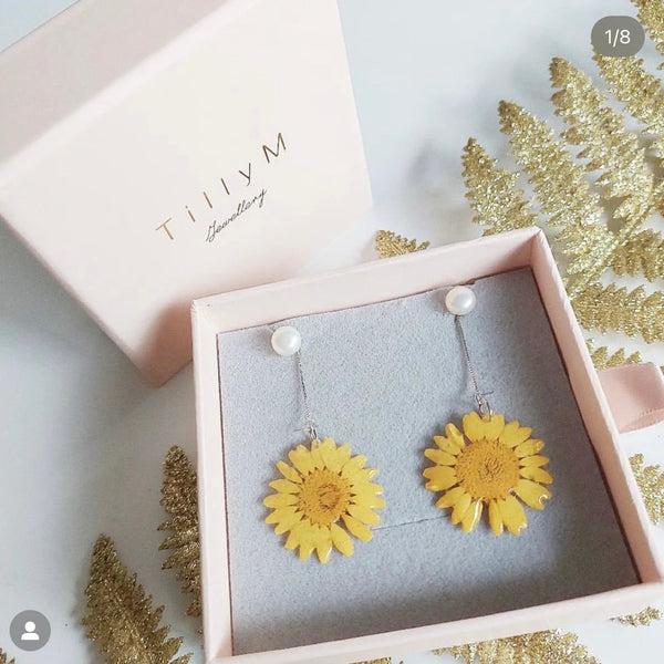 Daisy Yellow Large Button Pearl 2 IN 1 Sterling Silver Drop Earrings| Real Dried Flowers| Removable Chains