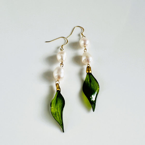 Bella Sterling Silver Pearl Hoop Earrings| Real Dried leaves