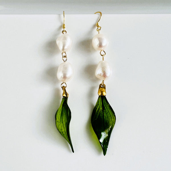 Bella Sterling Silver Pearl Hoop Earrings| Real Dried leaves